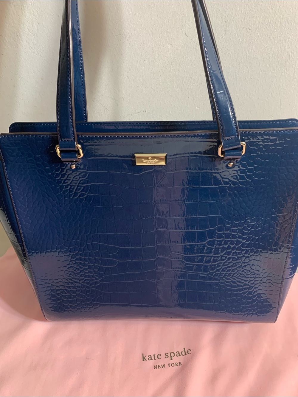 NWOT. kate spade Patent Croc-Embossed Navy Tote